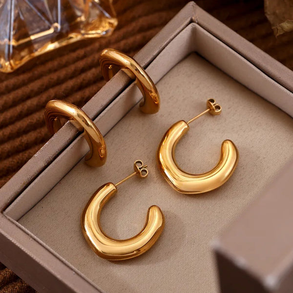 Plain Ear Cuff Earring - 18k Gold Plated