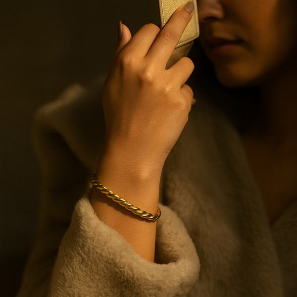 Twisted Bangle Bracelet - 18k Gold Plated